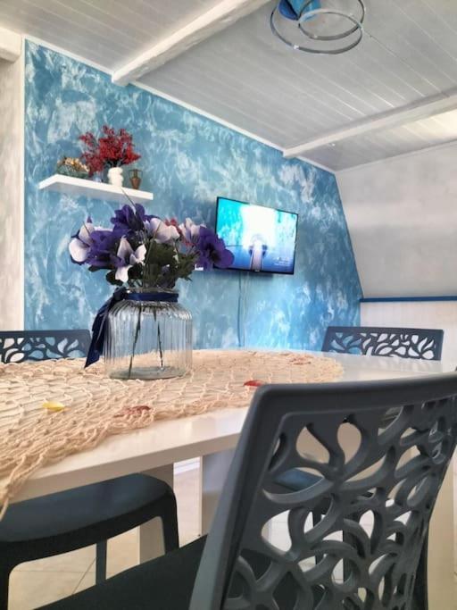 Sea Side Attic Apartment โรโซลีนามาเร ภายนอก รูปภาพ